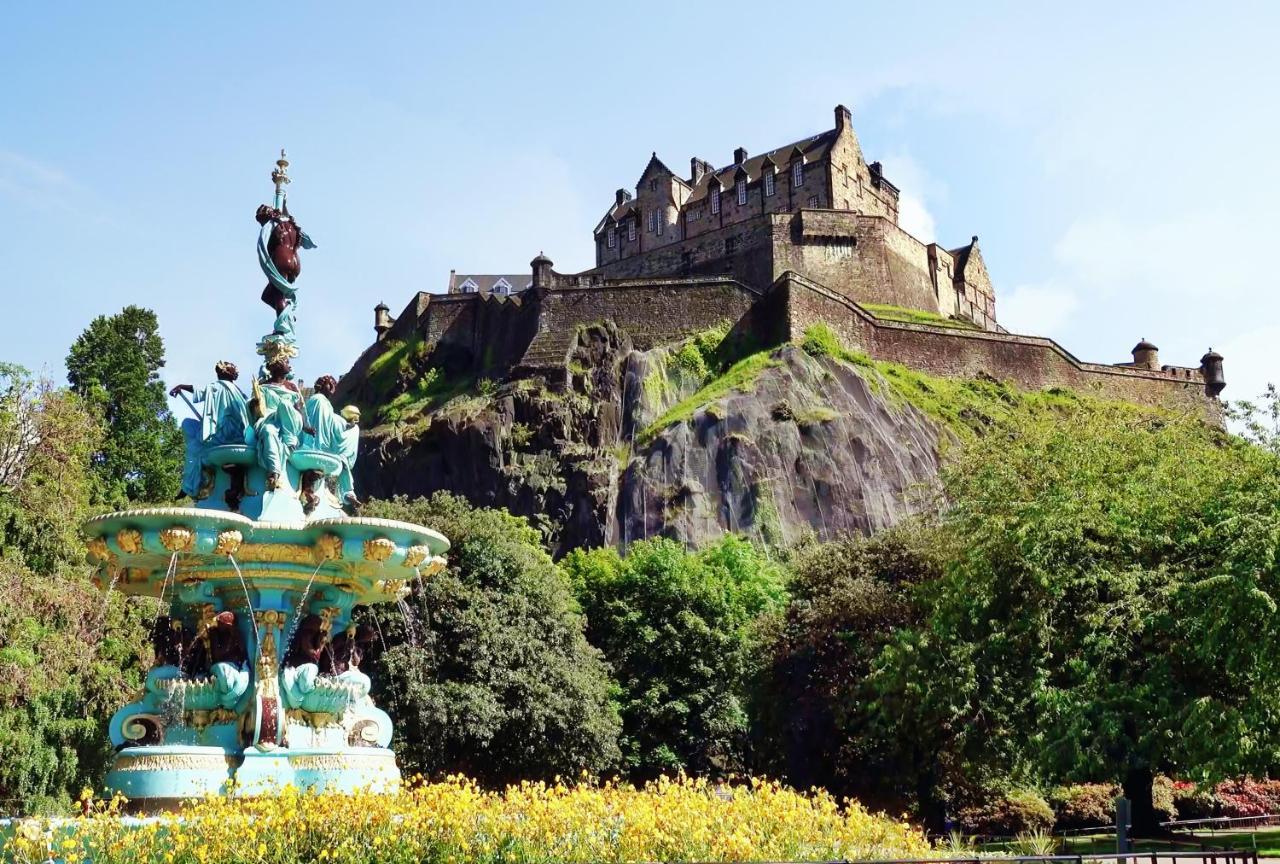 Historic Dean Village Treasure, Sleeps 4 Edinburgh Ngoại thất bức ảnh