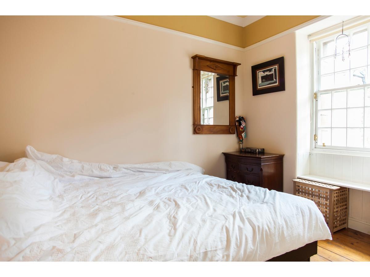 Historic Dean Village Treasure, Sleeps 4 Edinburgh Ngoại thất bức ảnh